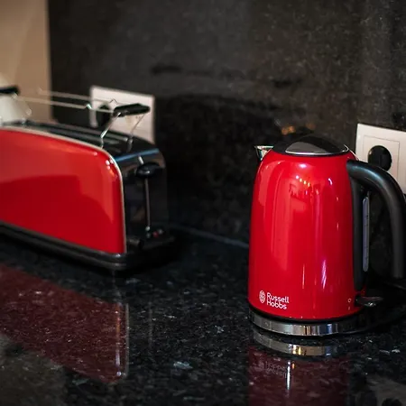 Lovely 2br W/ Views Over The River, Parking Incl ヴィラ・ノヴァ・デ・ガイア