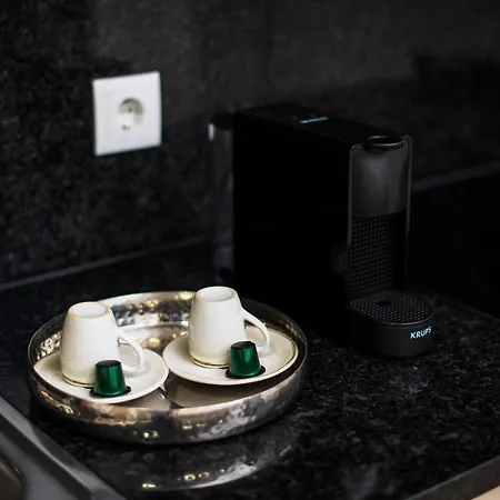 アパート Lovely 2br W/ Views Over The River, Parking Incl *