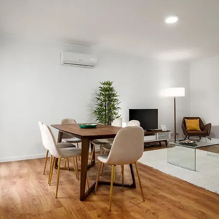 Lovely 2br W/ Views Over The River, Parking Incl Vila Nova de Gaia