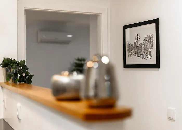 Lovely 2br W/ Views Over The River, Parking Incl * Vila Nova de Gaia